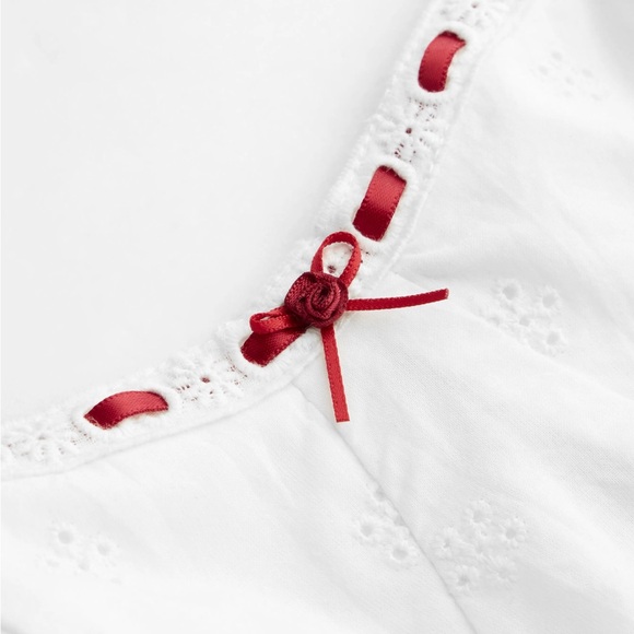 Cider Rose Bowknot Stitch Contrasting White Maxi Dress with Eyelet Pattern - Picture 2 of 8